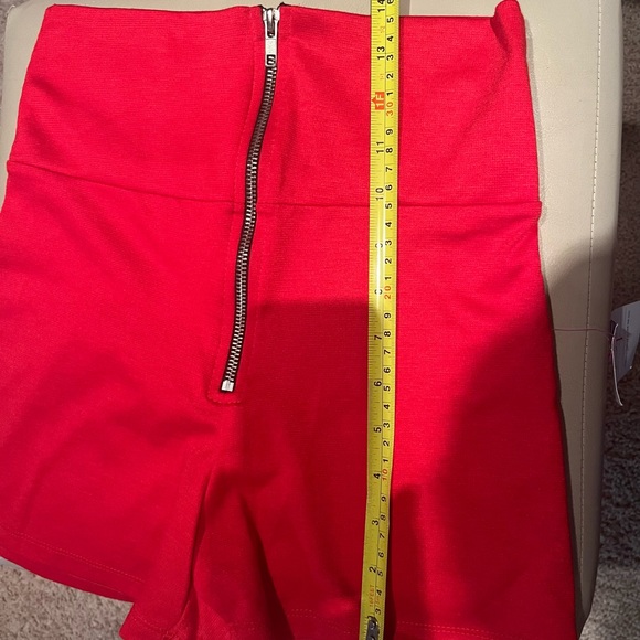 High Waisted Shorts - Picture 6 of 8